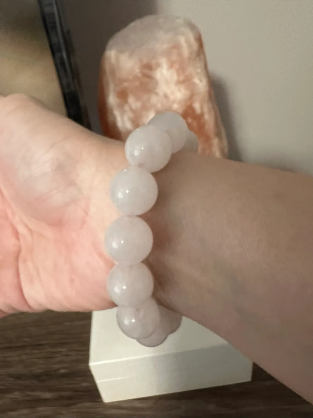 Rose Quartz Bracelet with Fresh Water Pearl image indicator(3)