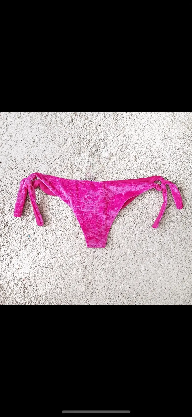 Italian Tezenis bikini top image indicator(8)