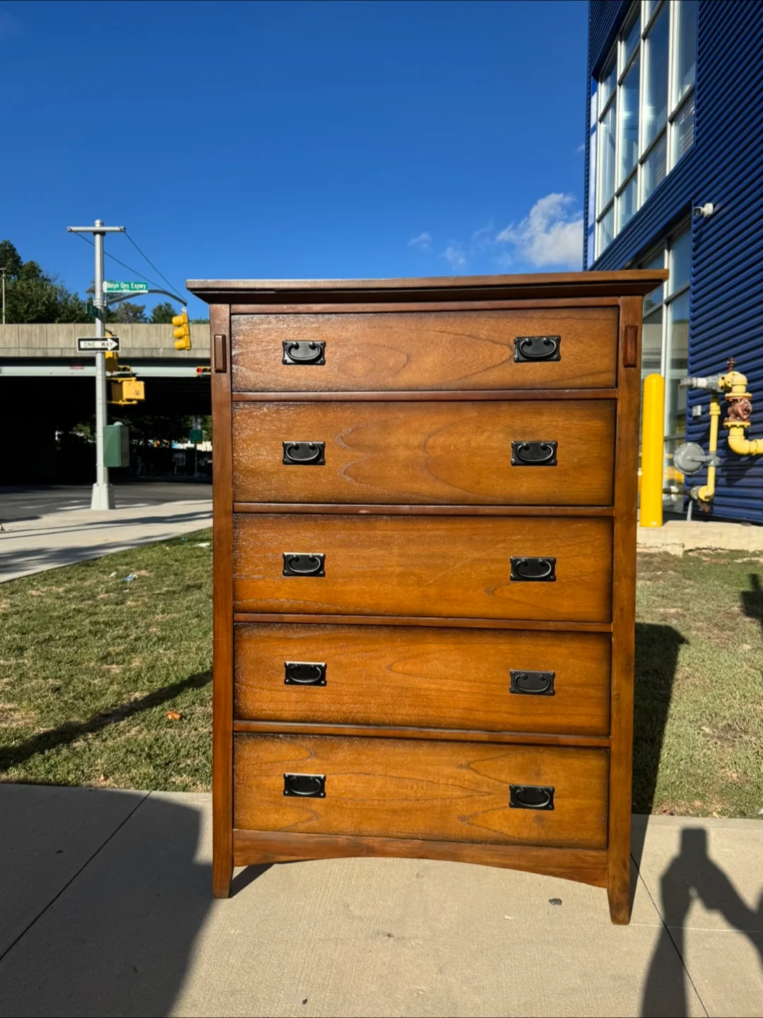 Free delivery wood dresser thumbnail