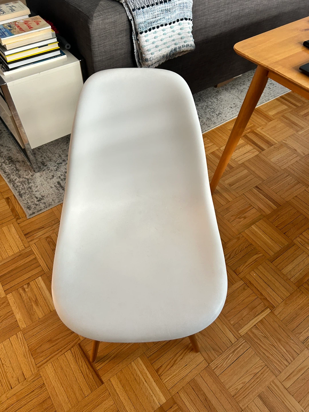 Set of 3 White Eames Style Dining Chairs - photo 2