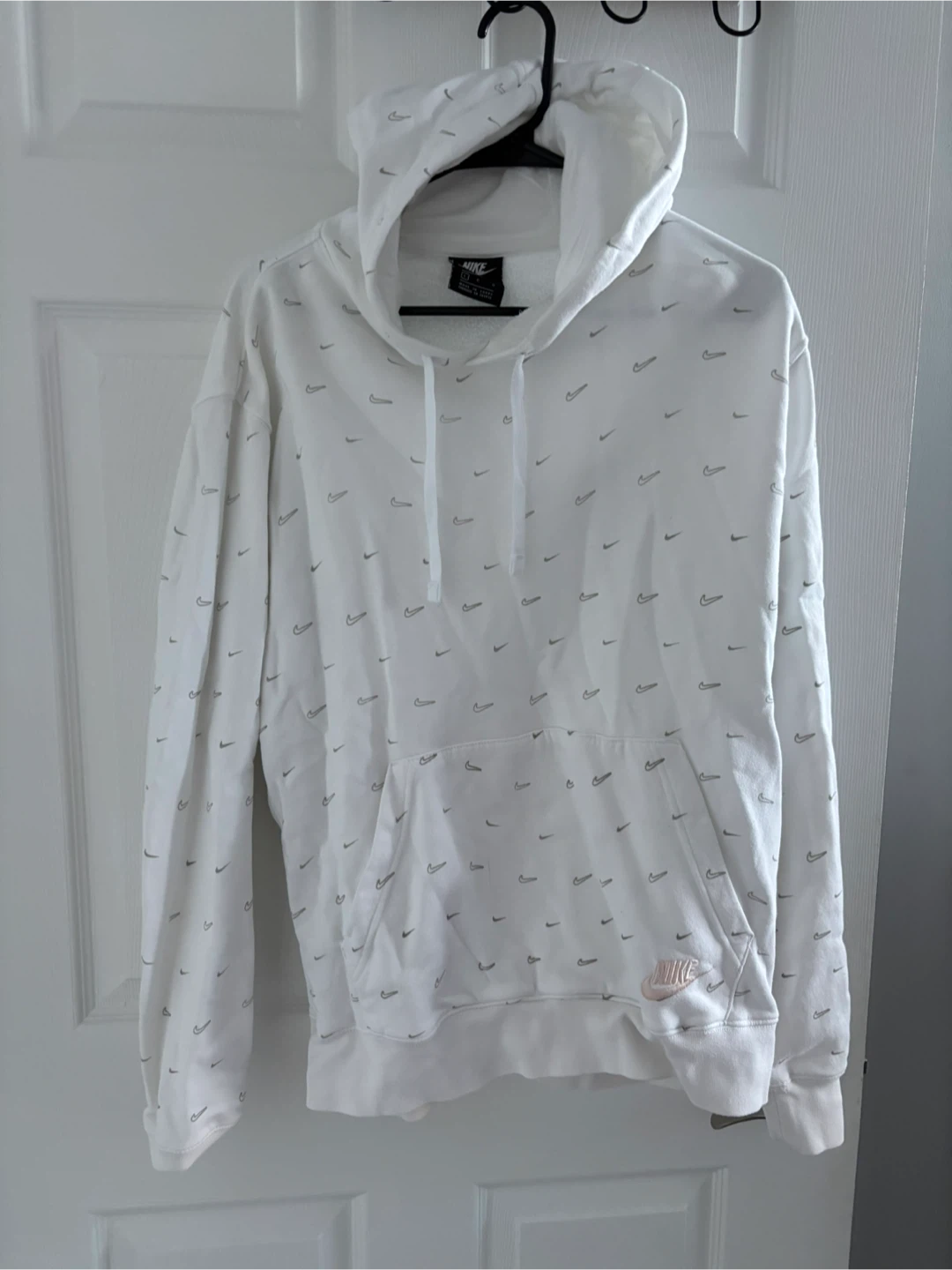 Nike White and maroon sweatshirts