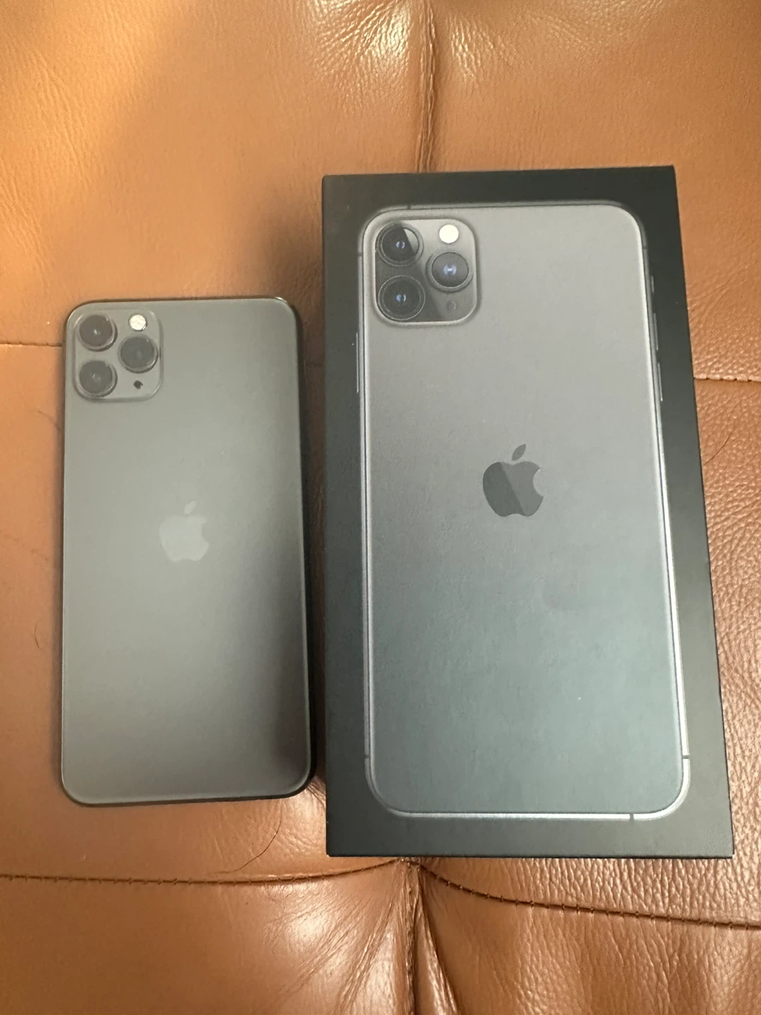 Apple iPhone 11 Pro Max 256GB Space Gray - photo 2