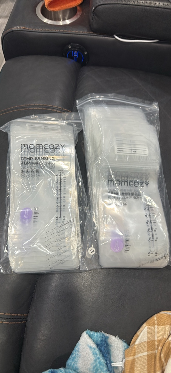 Momcozy Temp-Sensing Milk Storage Bags - photo 2