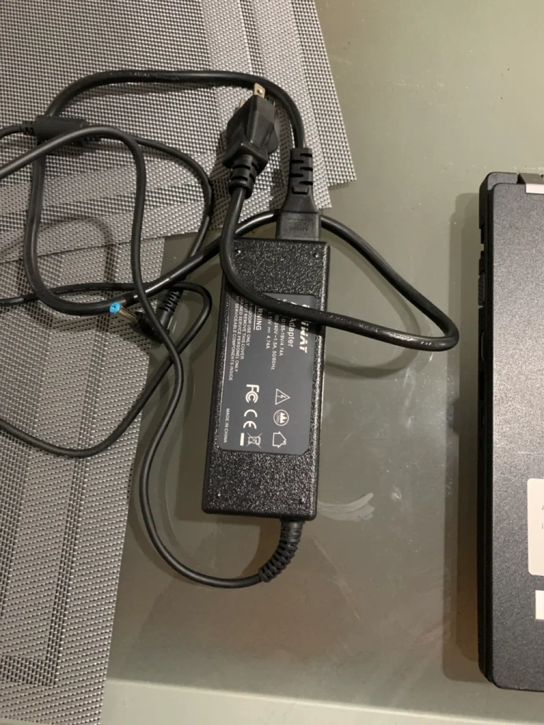 Acer TravelMate P449 Laptop image indicator(10)