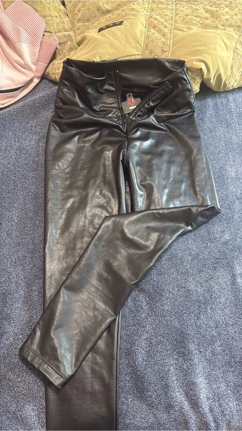 Faux Leather Leggings - Black thumbnail