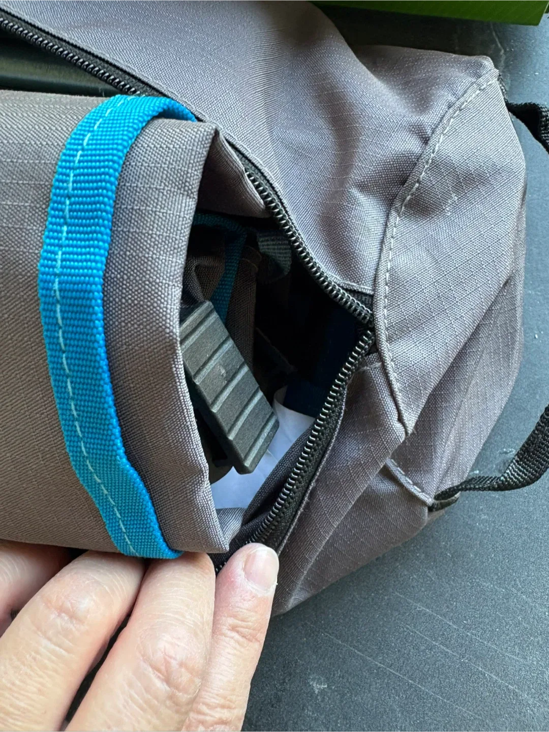 Cascade Mountain Tech Collapsible Cot image indicator(3)