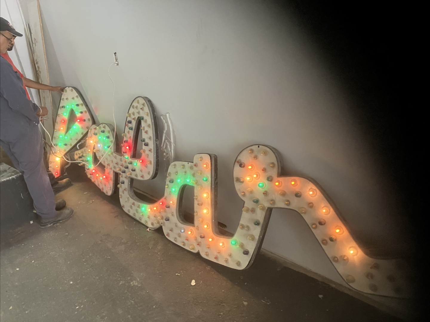 VINTAGE CNE RIDE SIGN