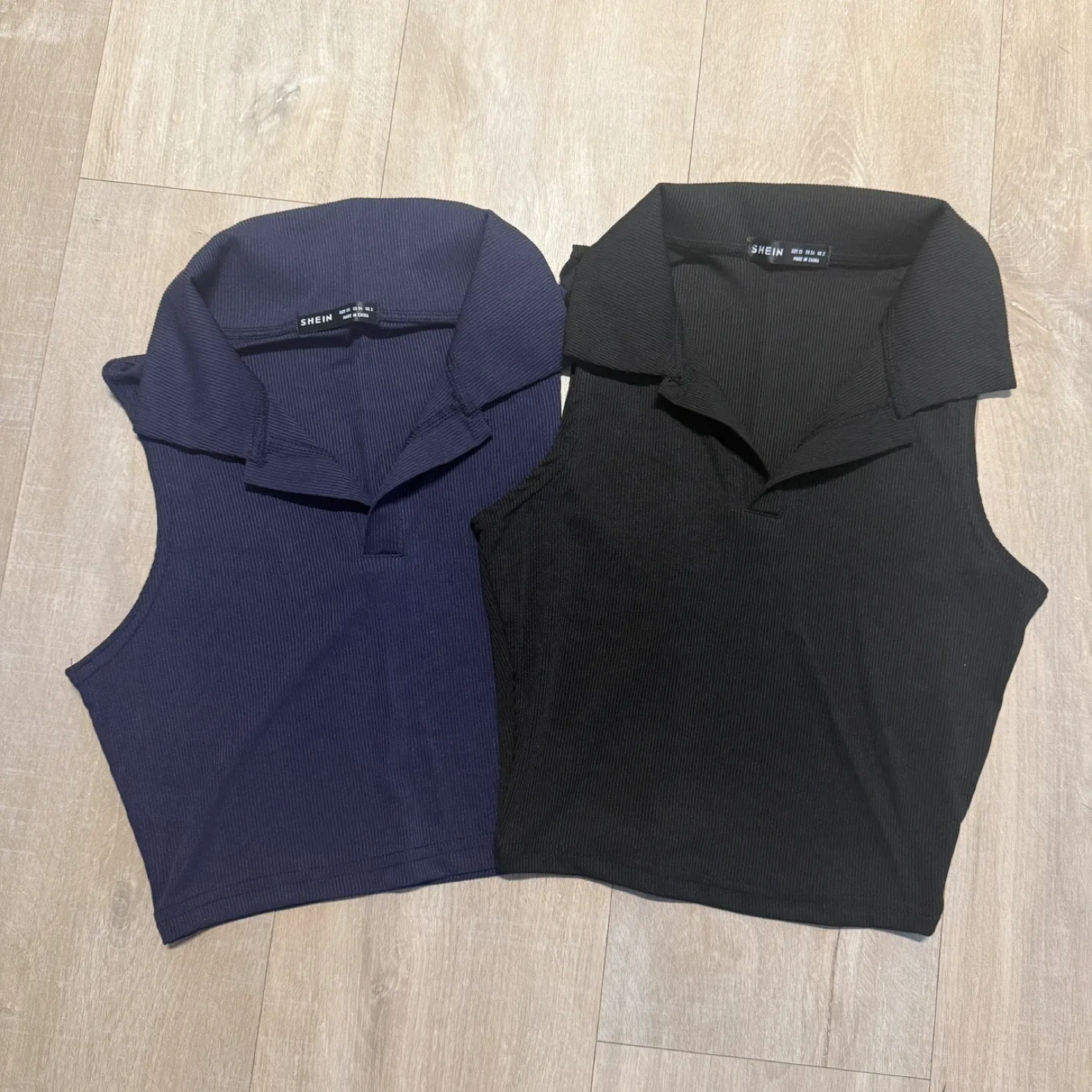 Set of 2 new ribbed polo cropped tops XS thumbnail