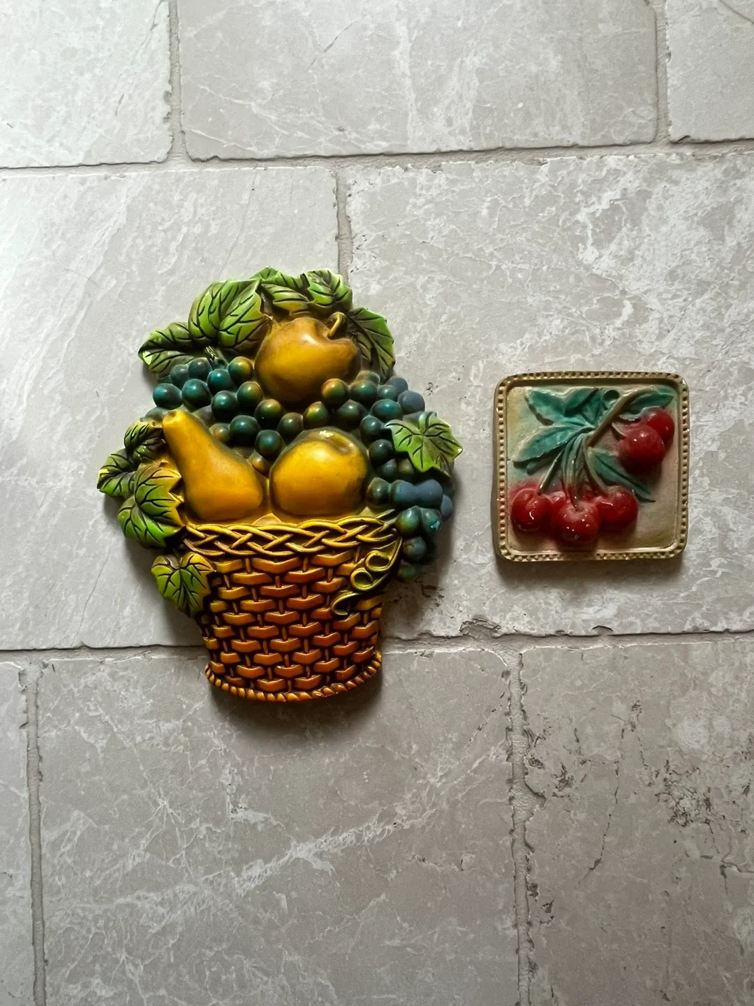 Vintage Fruit Basket Wall Decor Chalk Ware thumbnail
