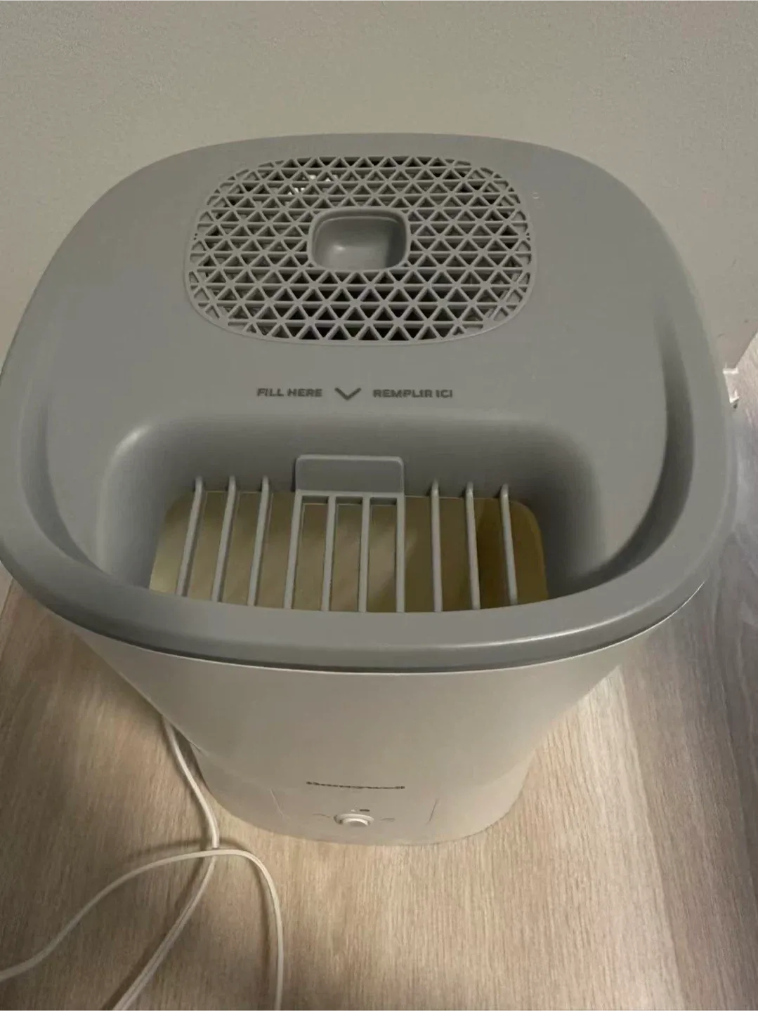Honeywell Humidifier thumbnail