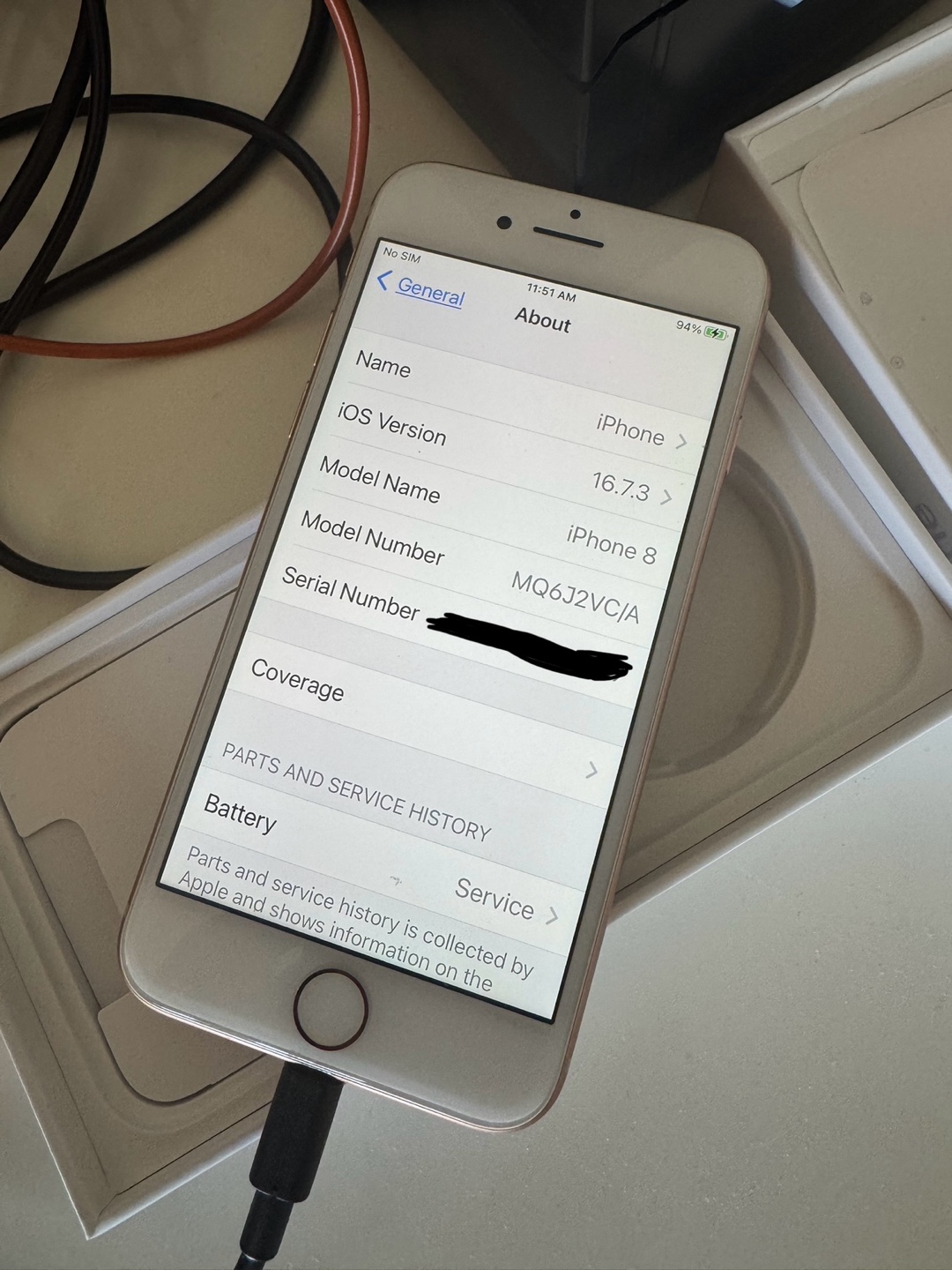 iPhone 8 (64GB) – Unlocked & Ready to Use – Great Condition - photo 4