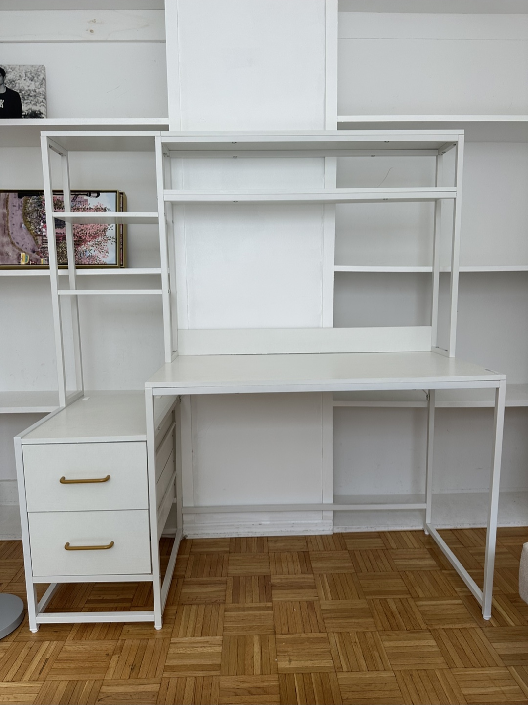 Large desk with hutch - photo 2