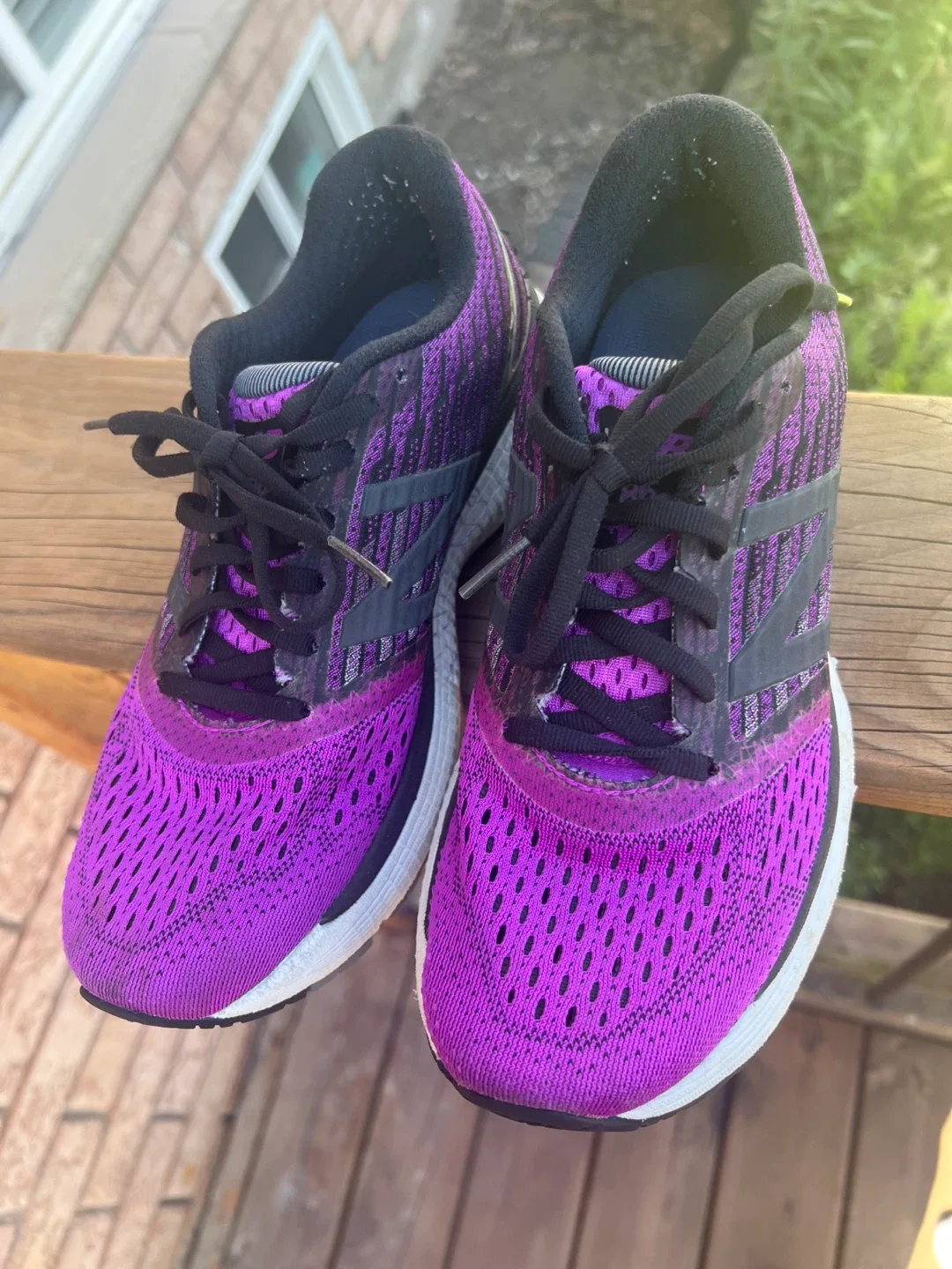 New Balance Shoes - Women's Size 8 thumbnail