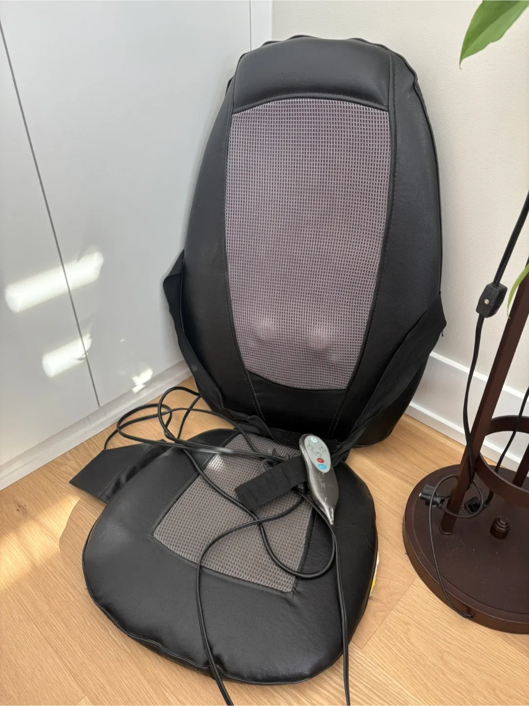 Massage Seat Cushion thumbnail