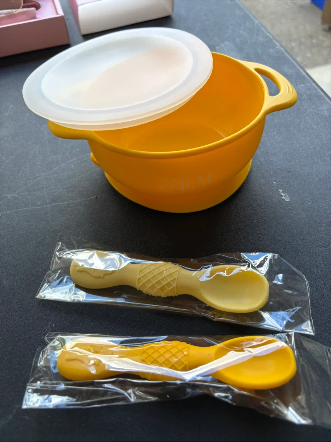 B:NU 3-in-1 Baby Set – Feeding, Toothbrush, Waterproof Pad image indicator(5)