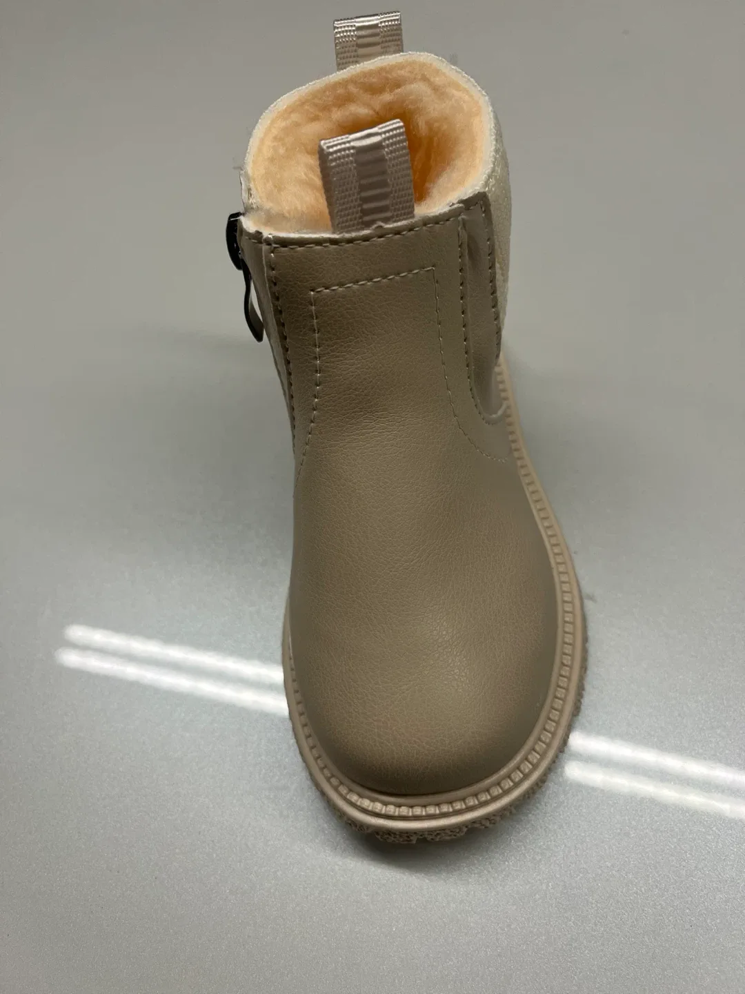 New Toddler Beige Winter Boots - Size 24 (8 US) image indicator(2)