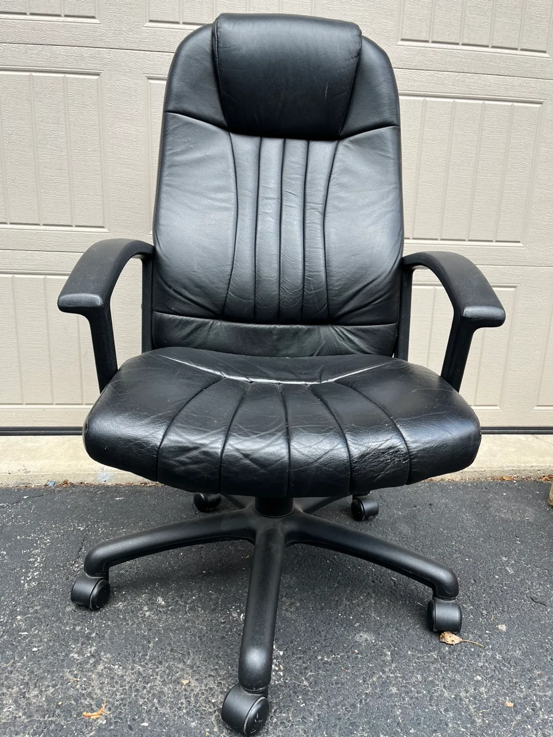 Black Leather Office Chair image indicator(2)
