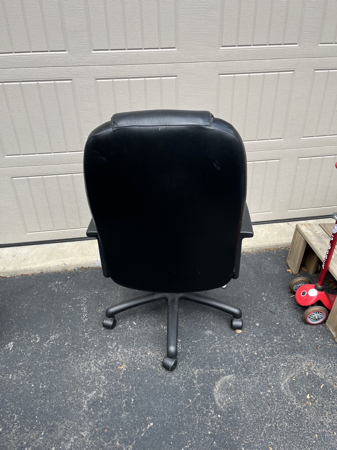 Black Leather Office Chair - photo 3