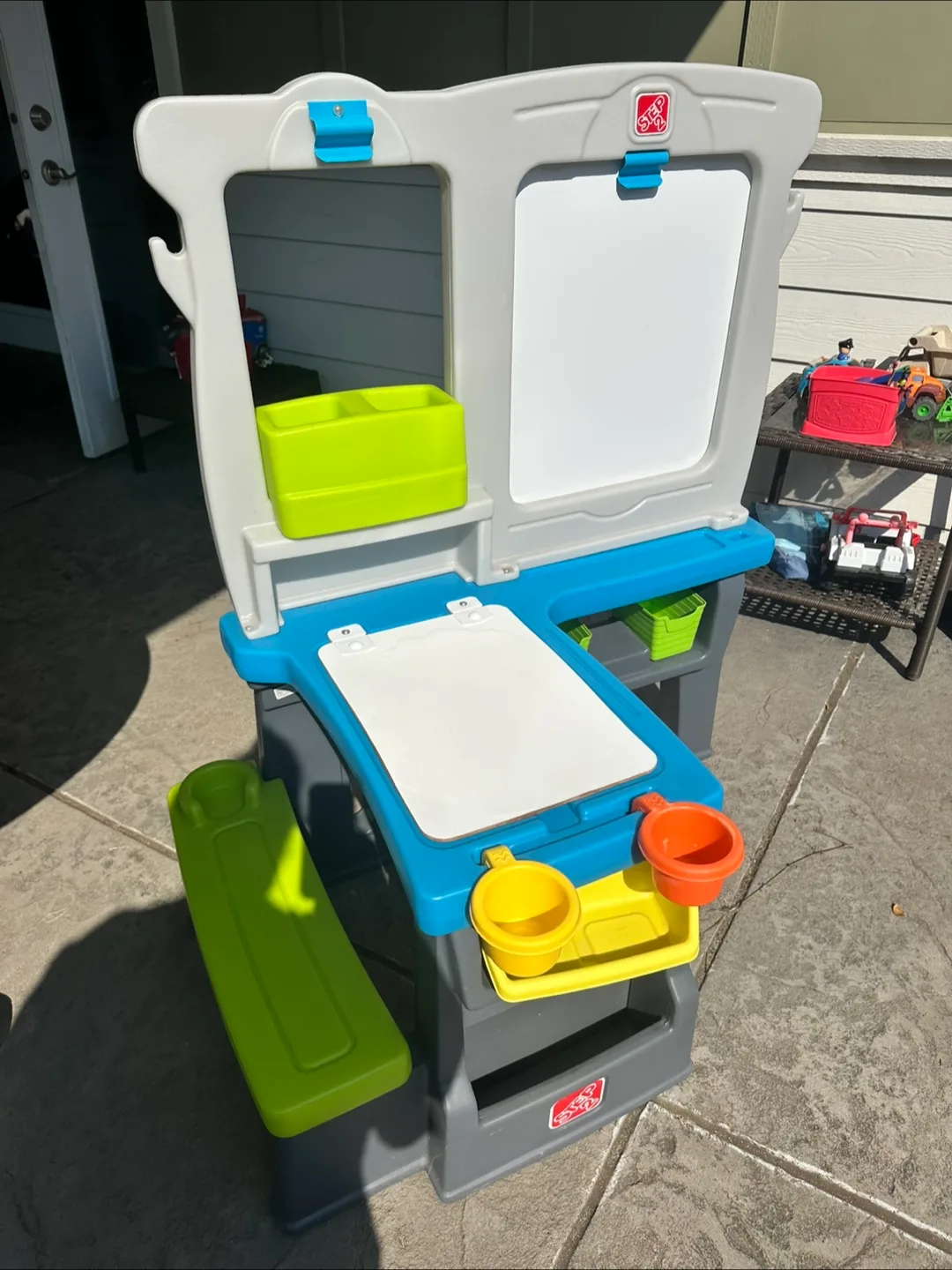 Step2 Easel for Kids thumbnail