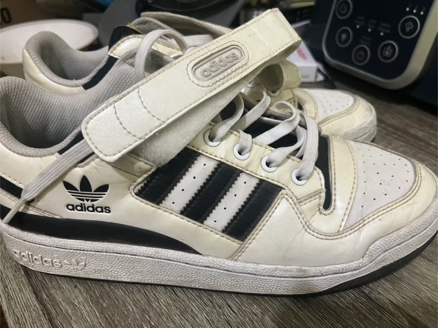 Adidas Forum Low Sneakers thumbnail