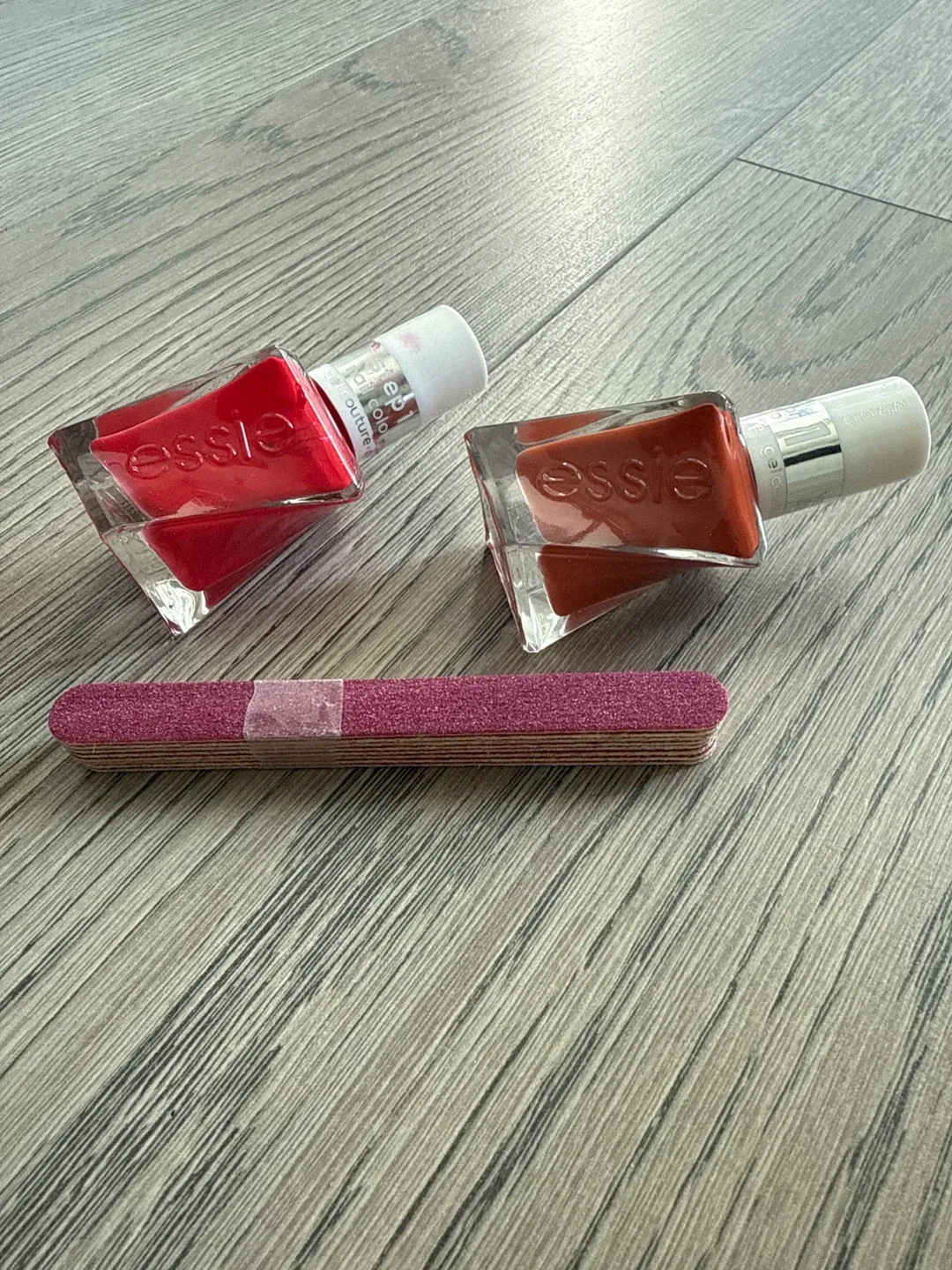 Essie Nail Polish /Nail files - Red & Brown thumbnail