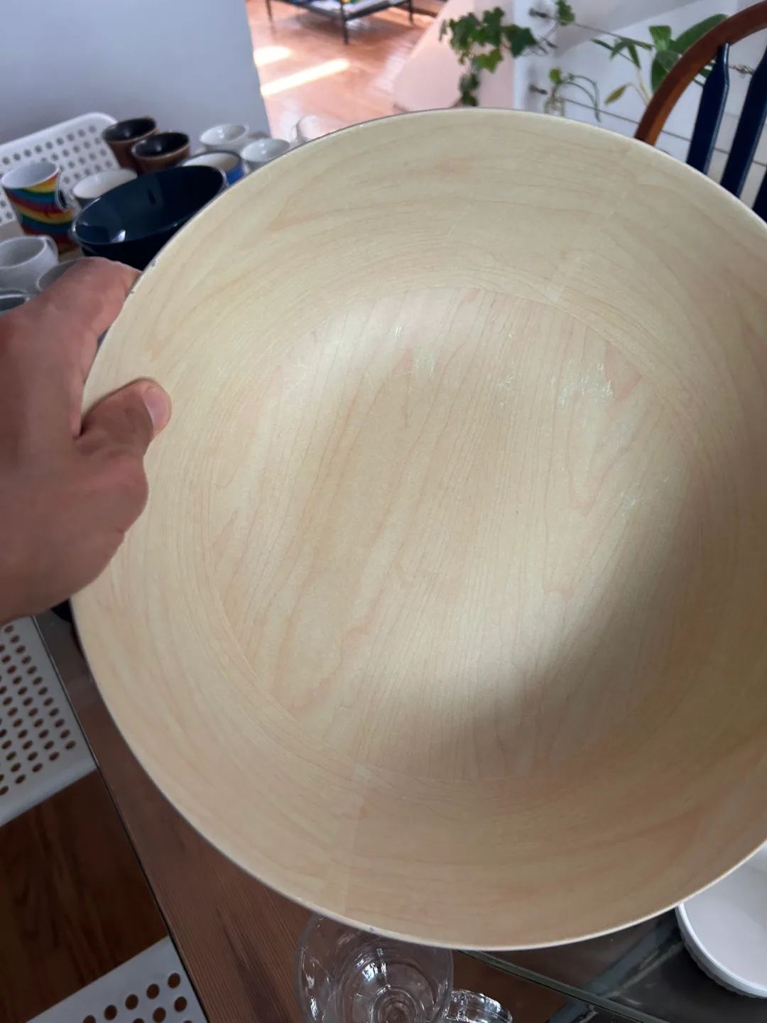 Brilliant Cream Salad Bowl thumbnail