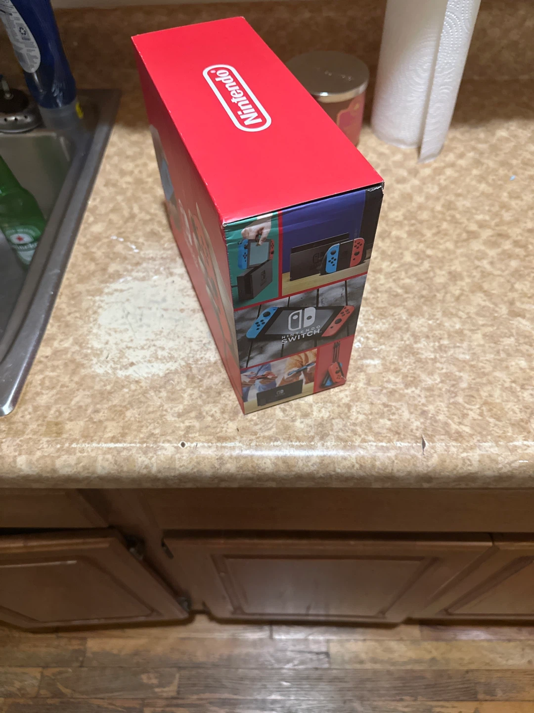Nintendo Switch Console - Like New! - photo 3