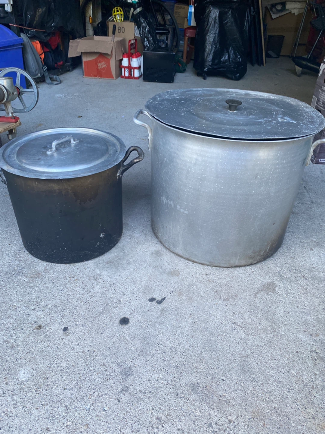 Large Aluminum Stock Pot with Lid - Tomato Sauce - photo 2