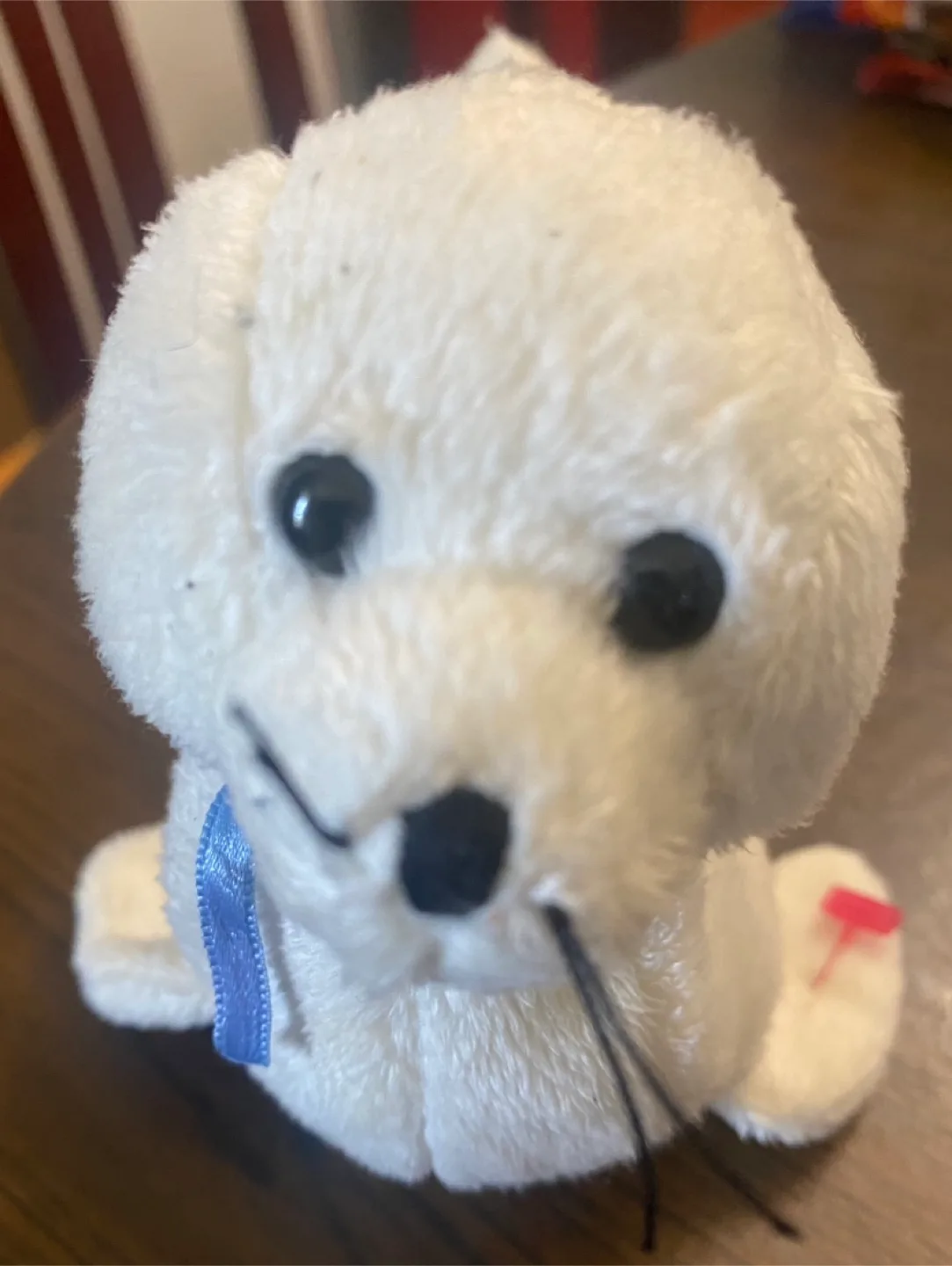 Ty Beanie Baby - Icing the Seal thumbnail