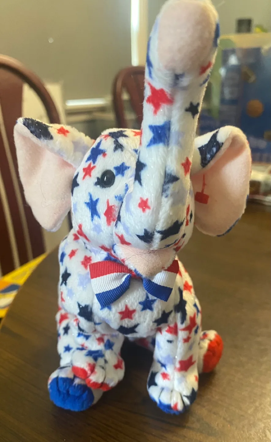 Ty Beanie Baby - Righty 2004 Elephant Plush thumbnail