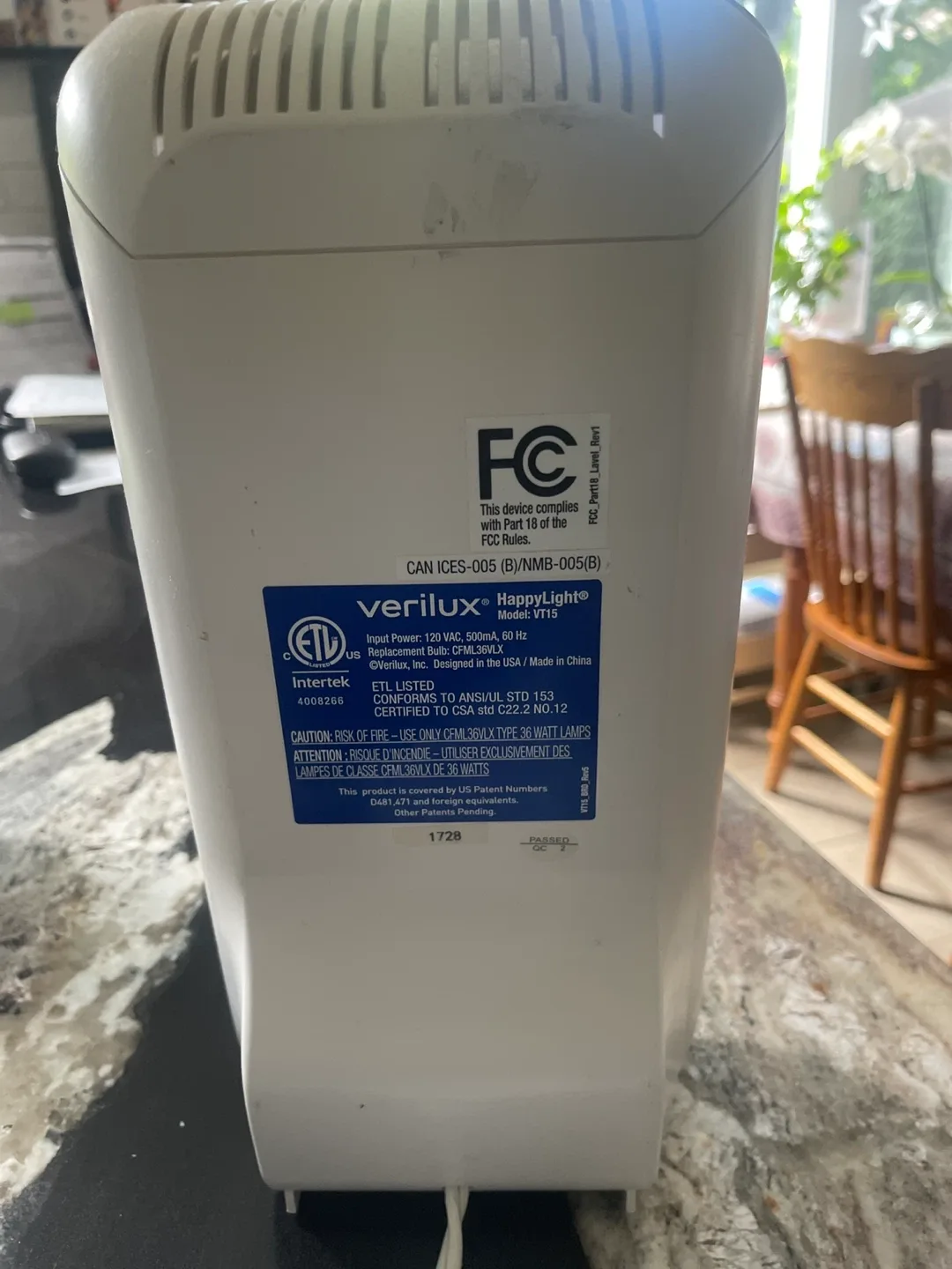 Verilux HappyLight VT15 Light Therapy Lamp image indicator(2)