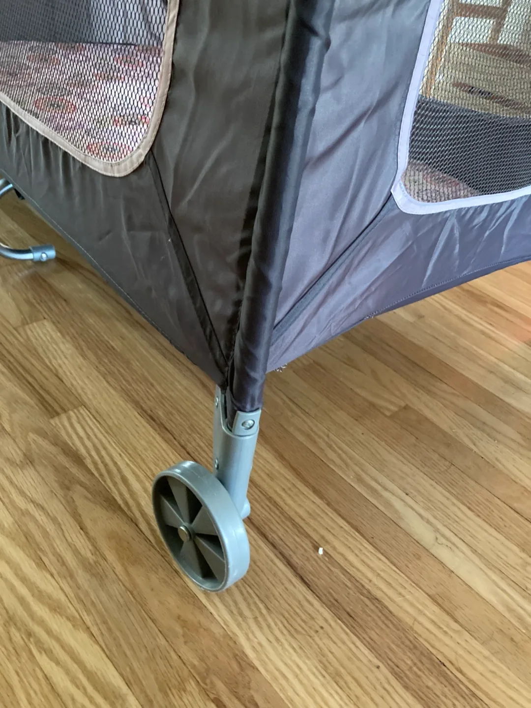 Cosco Floral Playpen - Great Condition! image indicator(8)