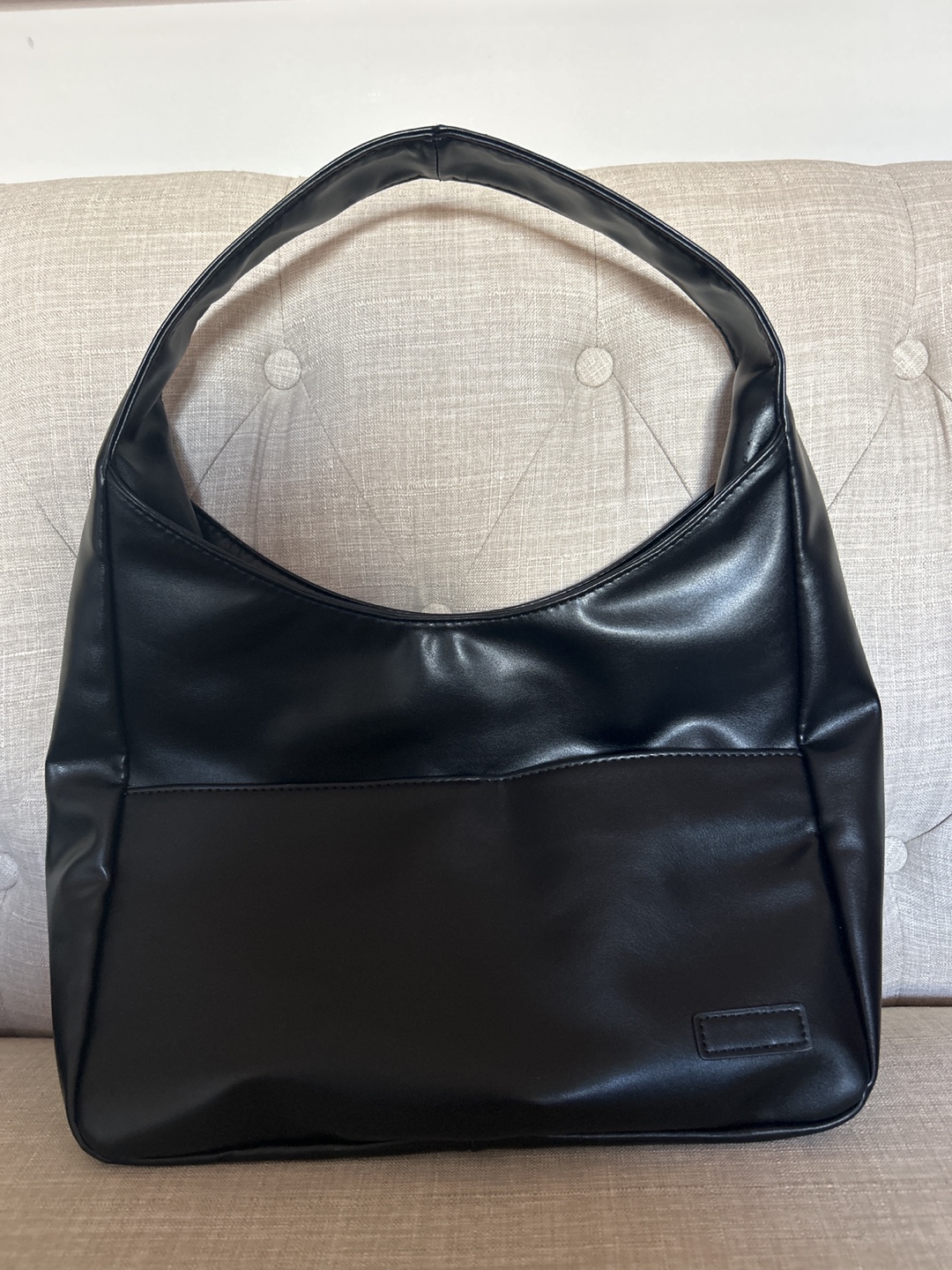 Black Hobo bag- oomay