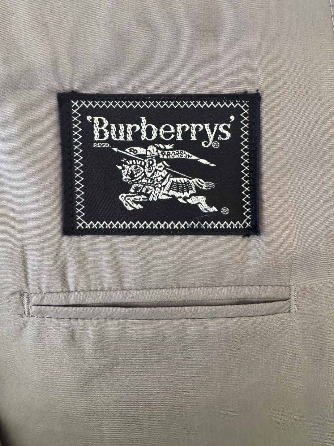 Burberrys Vintage Wool Blazer Jacket Classic 100% Wool Luxury image indicator(5)