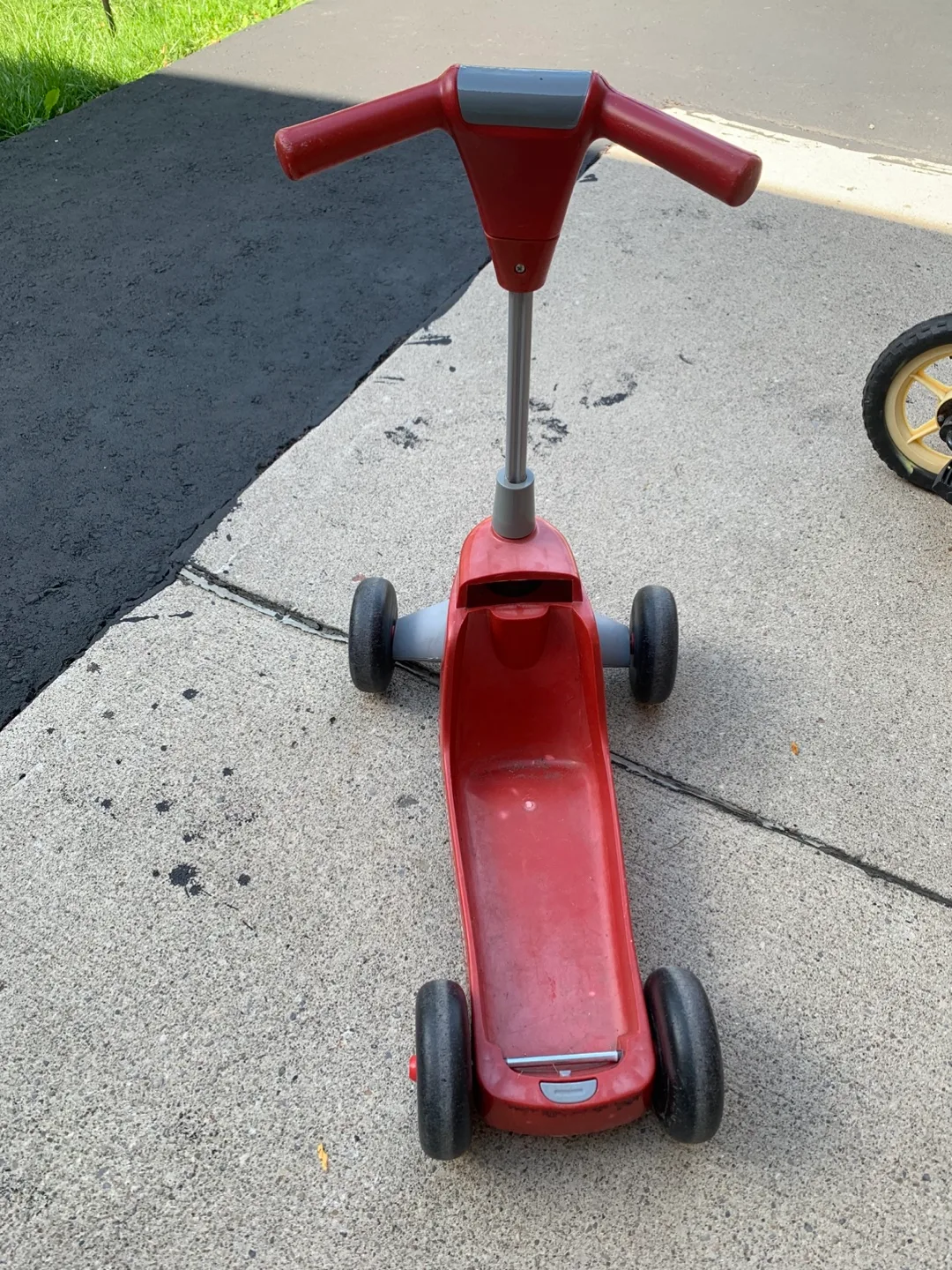 Tricycle Bike and 4-Wheel Scooter Set image indicator(6)