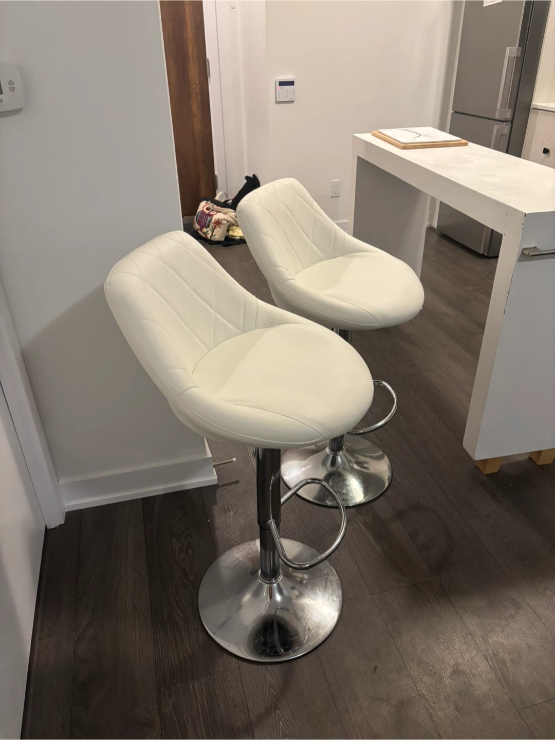 White Swivel Bar Stools - Set of 2 - photo 4