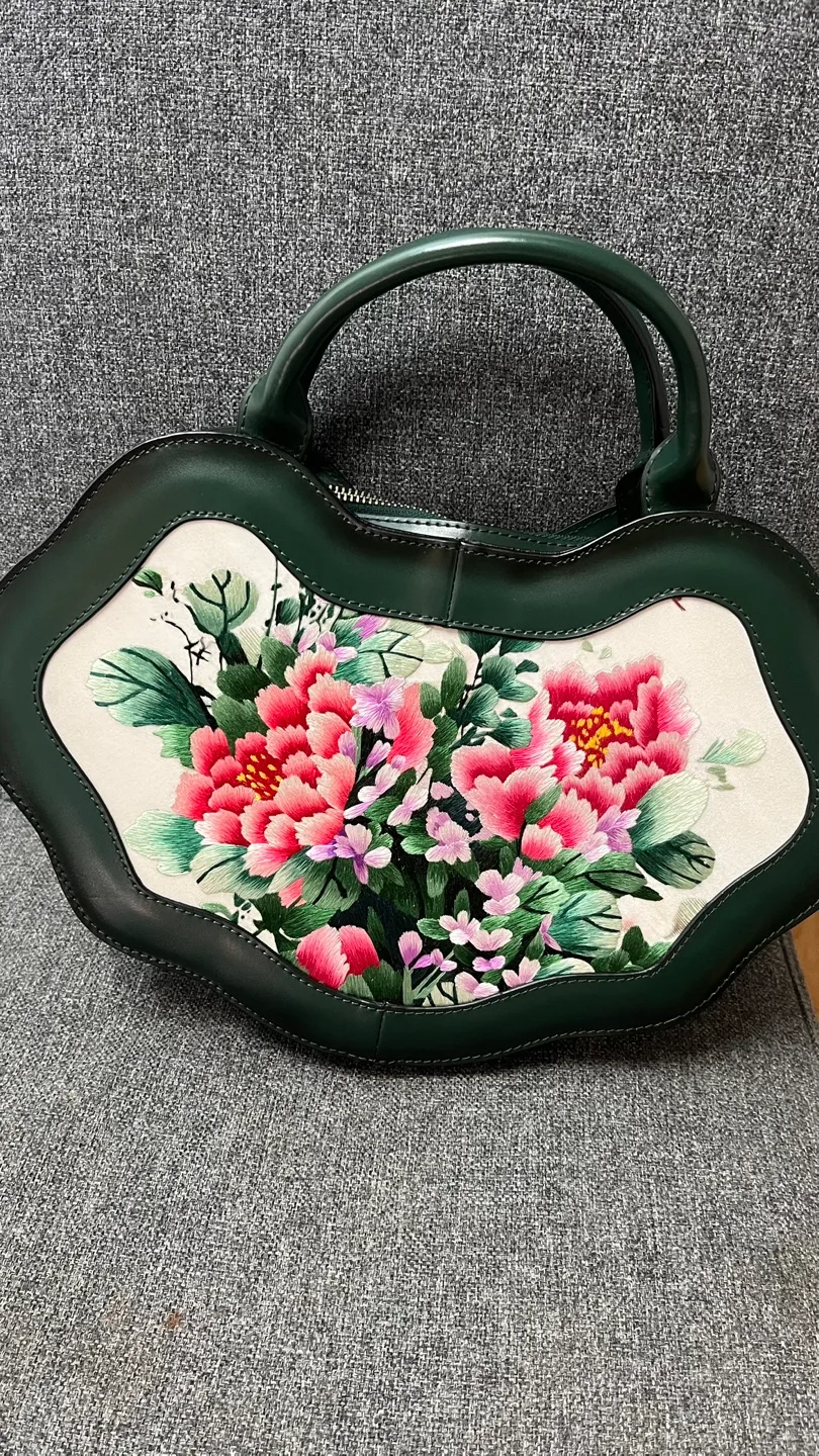 Green Floral Embroidered Handbag thumbnail