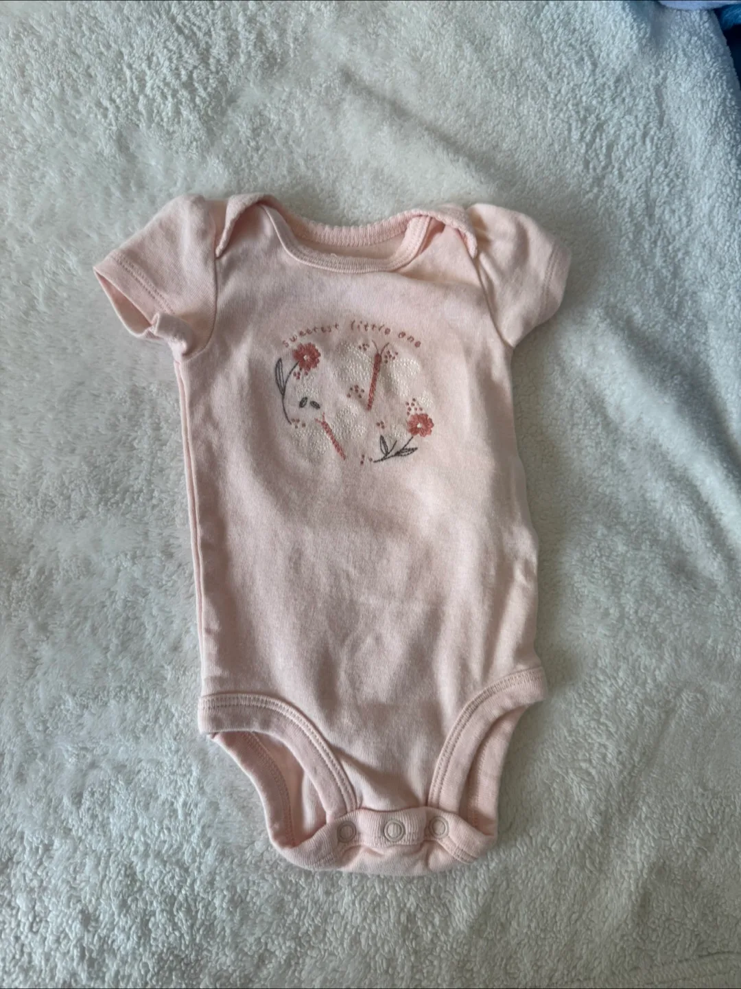 Carter's Newborn (0m) Onesie🥕