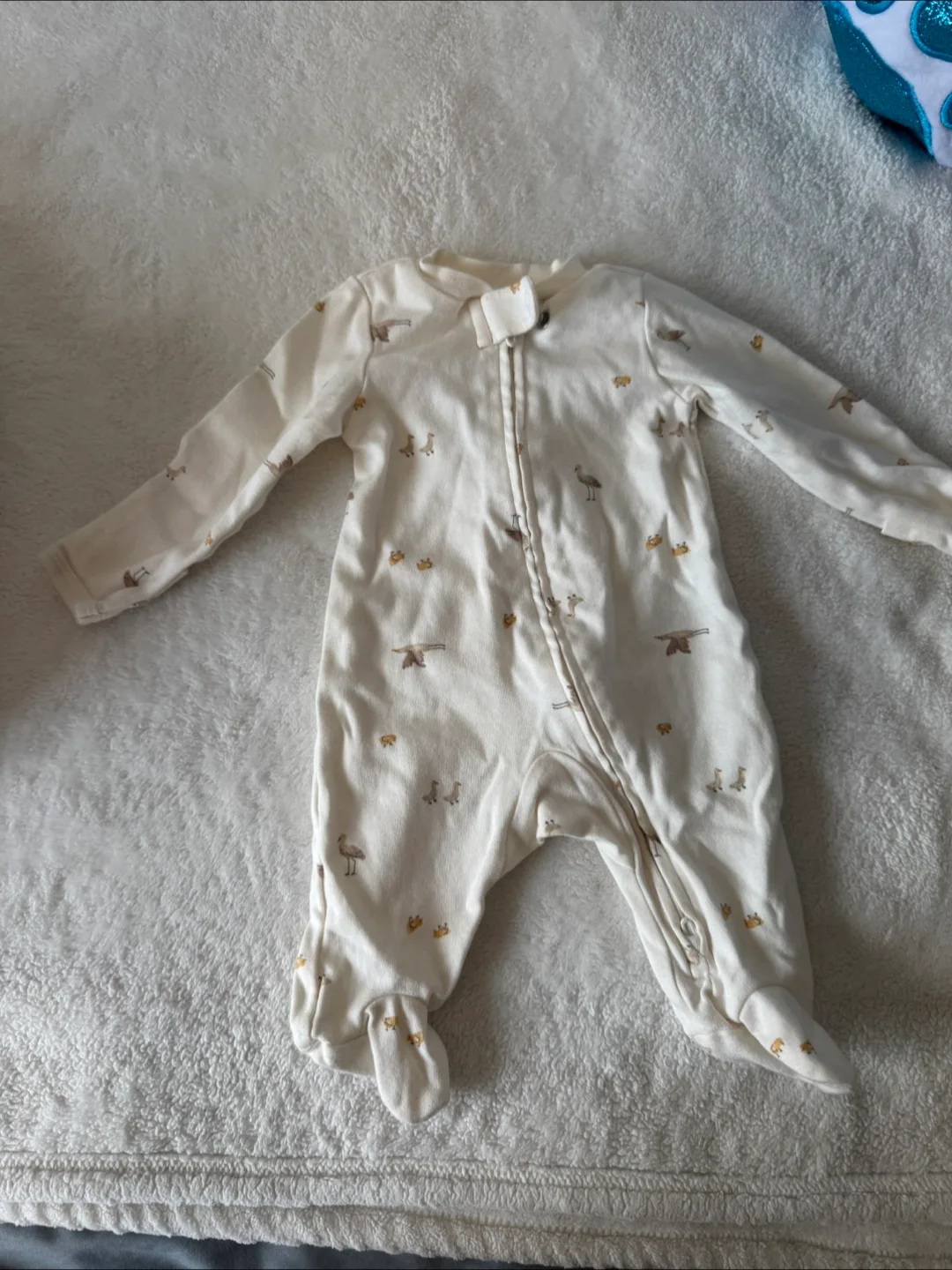 Carter's Newborn (0m) Onesie 🥕