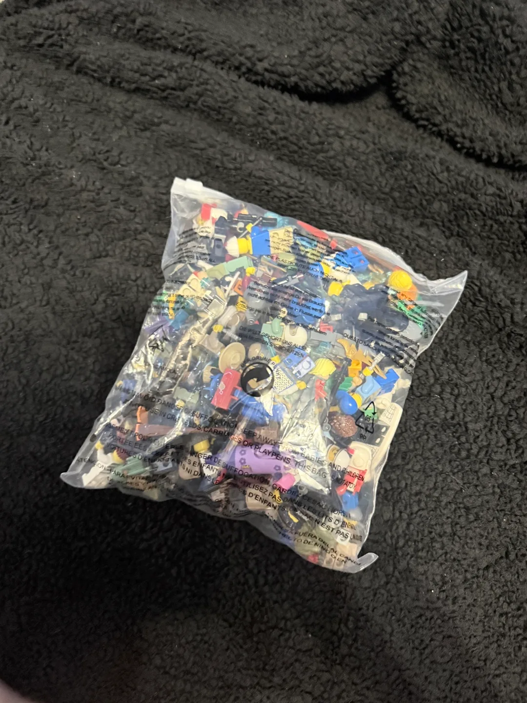 Mixed LEGO Minifigures Lot image indicator(3)