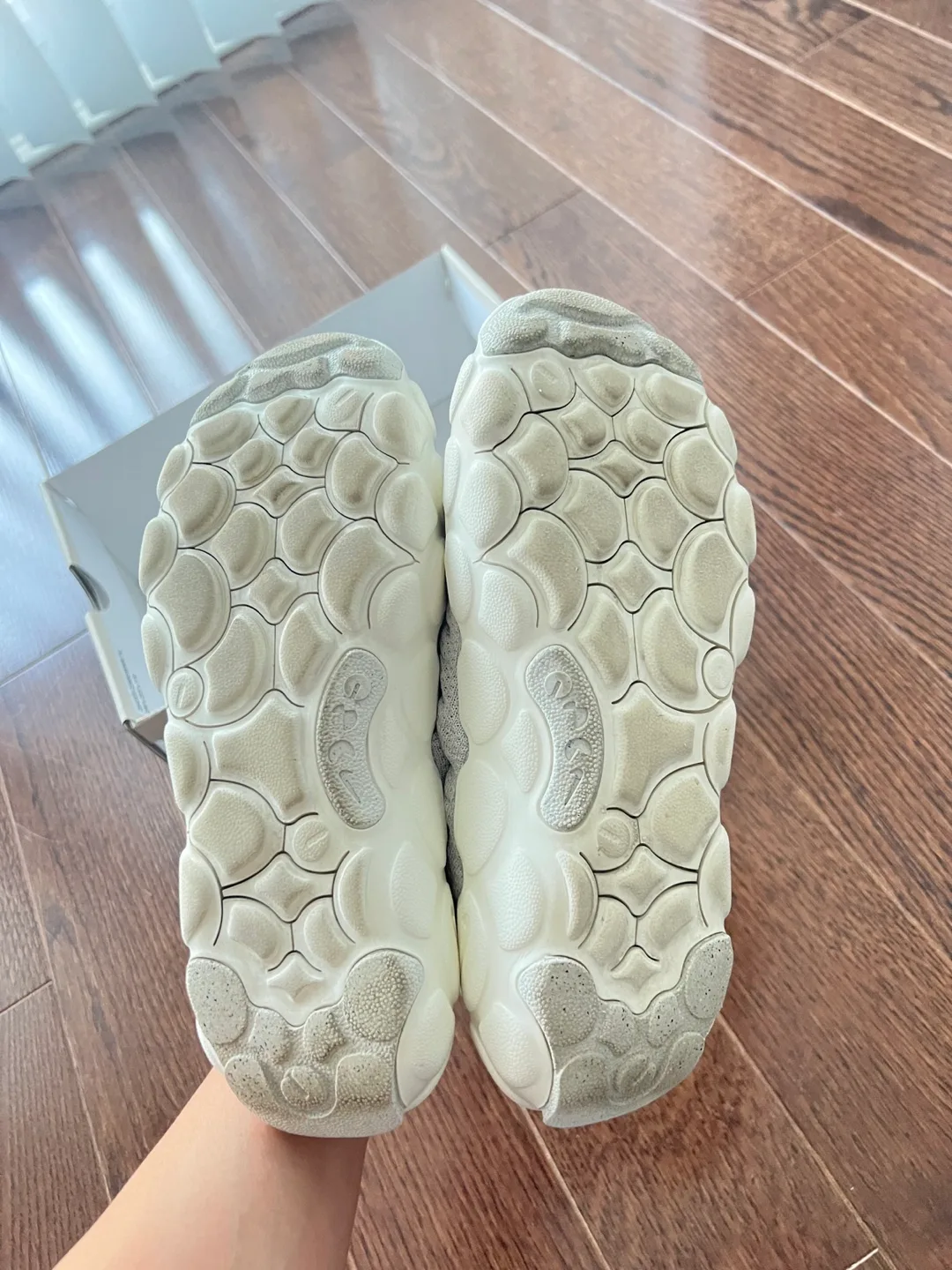 Nike Flyknit Haven - Unisex - 8W or 6.5M image indicator(2)