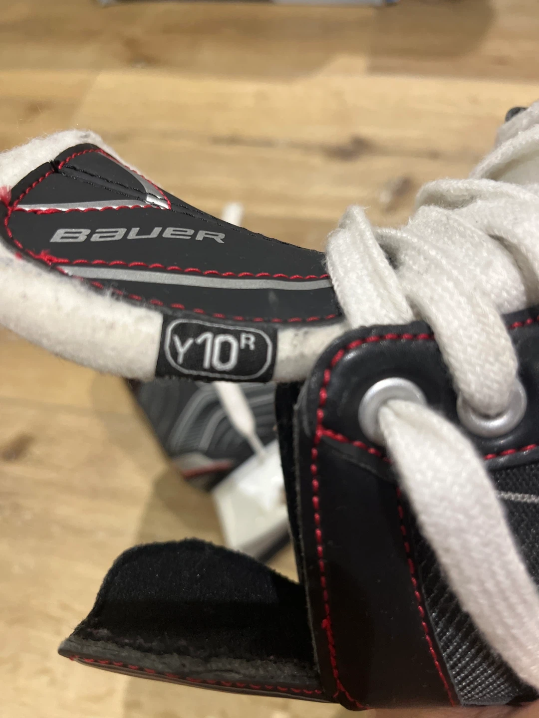 🥕Bauer X500 Youth Hockey Skates - Size Y10R - photo 2
