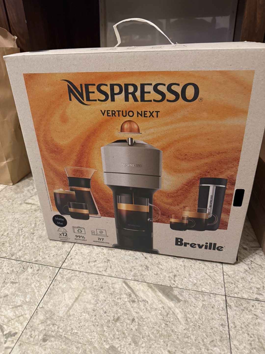 Nespresso Coffee Machine - photo 3