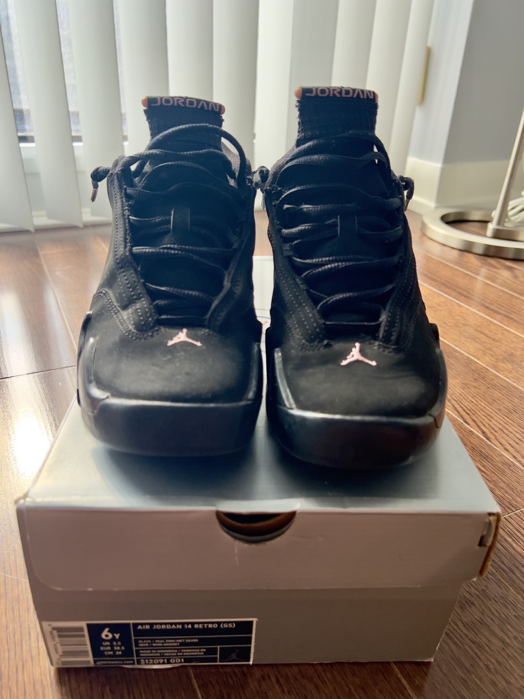 Air Jordan 14 Retro ‘Real Pink’ GS Black/Pink Size 6Y/7.5W