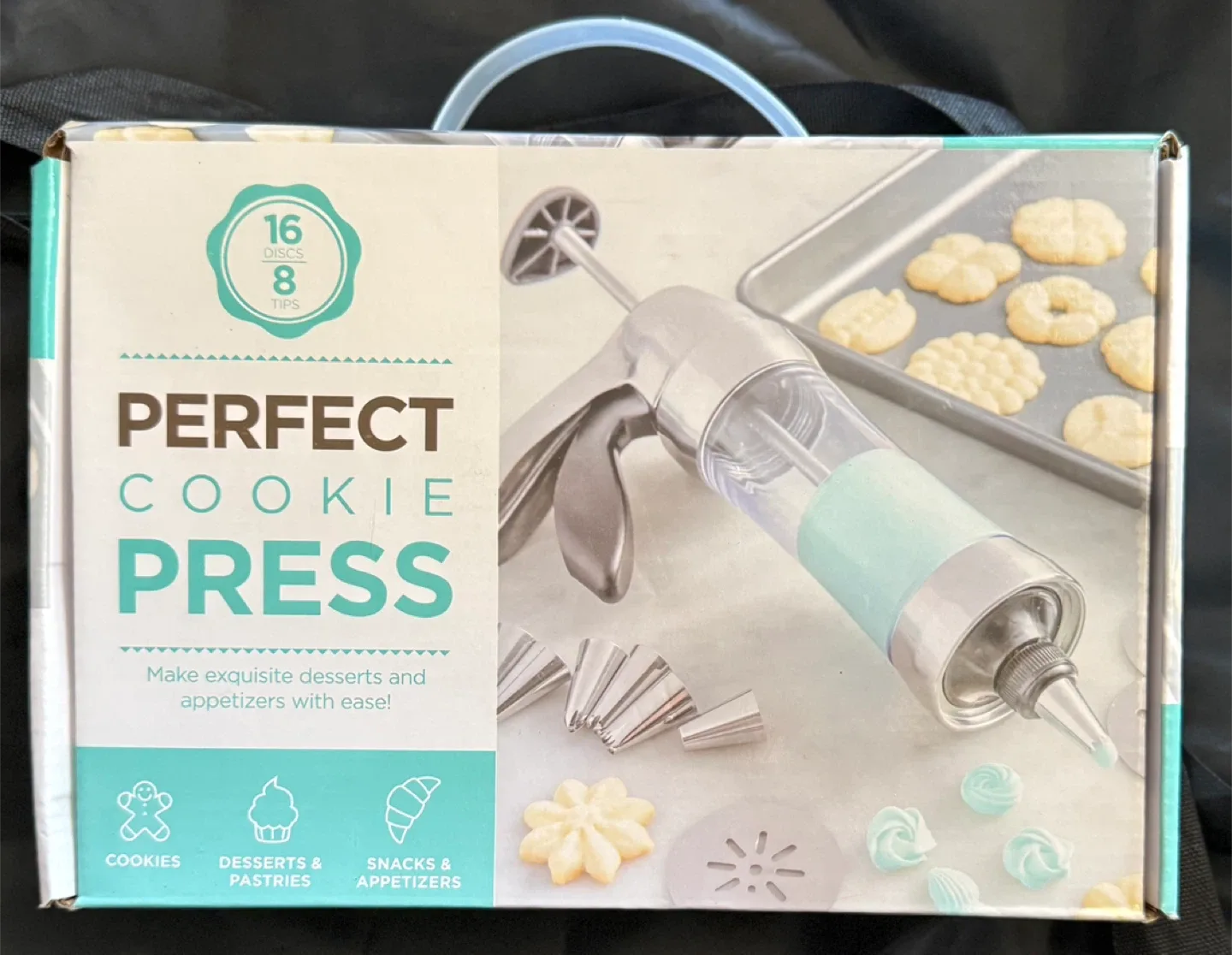 Perfect Cookie Press - 16 Discs, 8 Tips thumbnail