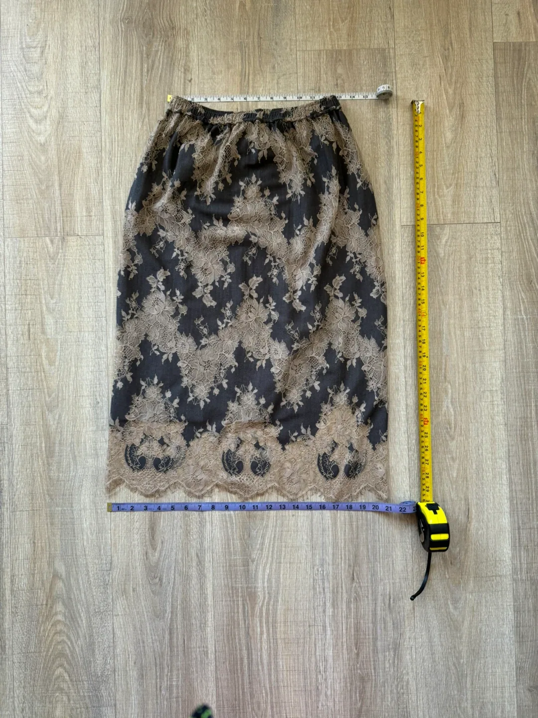 Floral Lace Skirt - Size 38 thumbnail