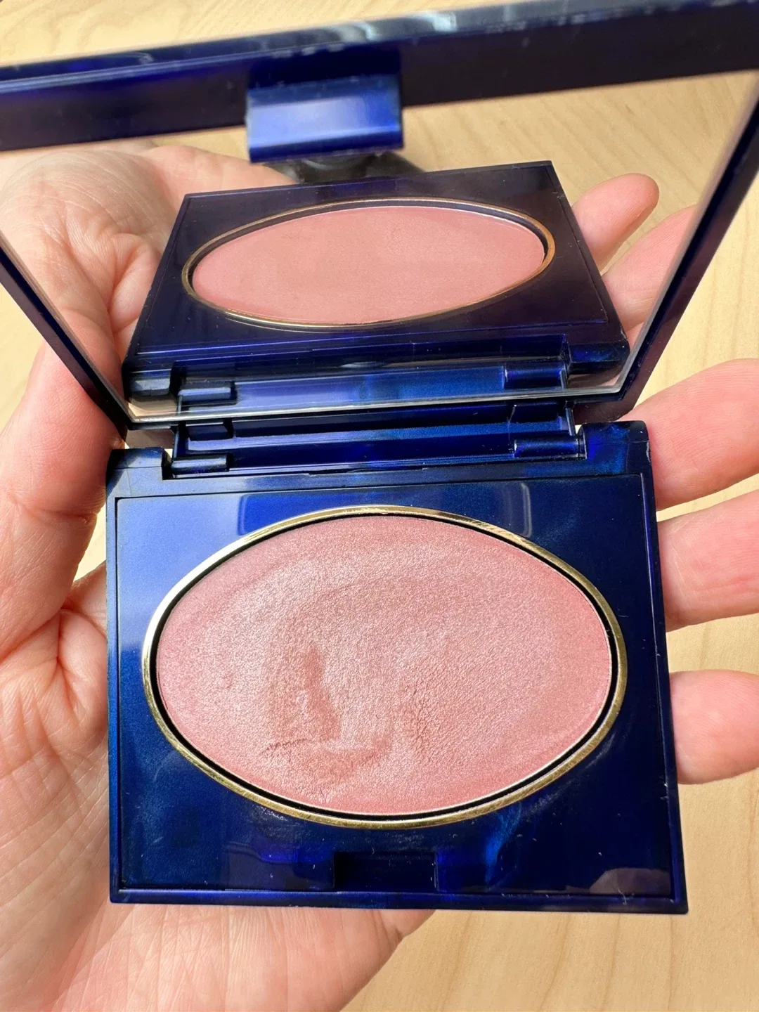 Estée Lauder BlushLights Creamy CheekColor - Pinkshimmer image indicator(2)