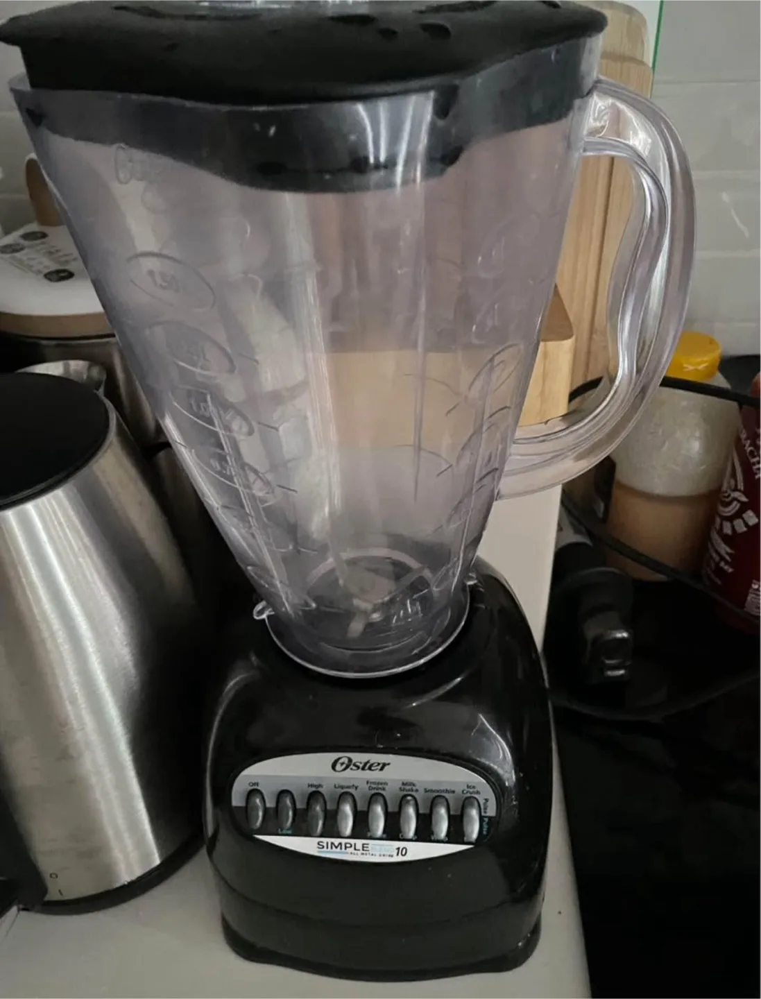 🥕 Oster Simple 10 Speed Blender - Black thumbnail