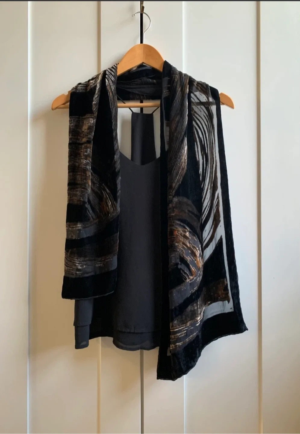 🌟Elegant Scarves image indicator(4)