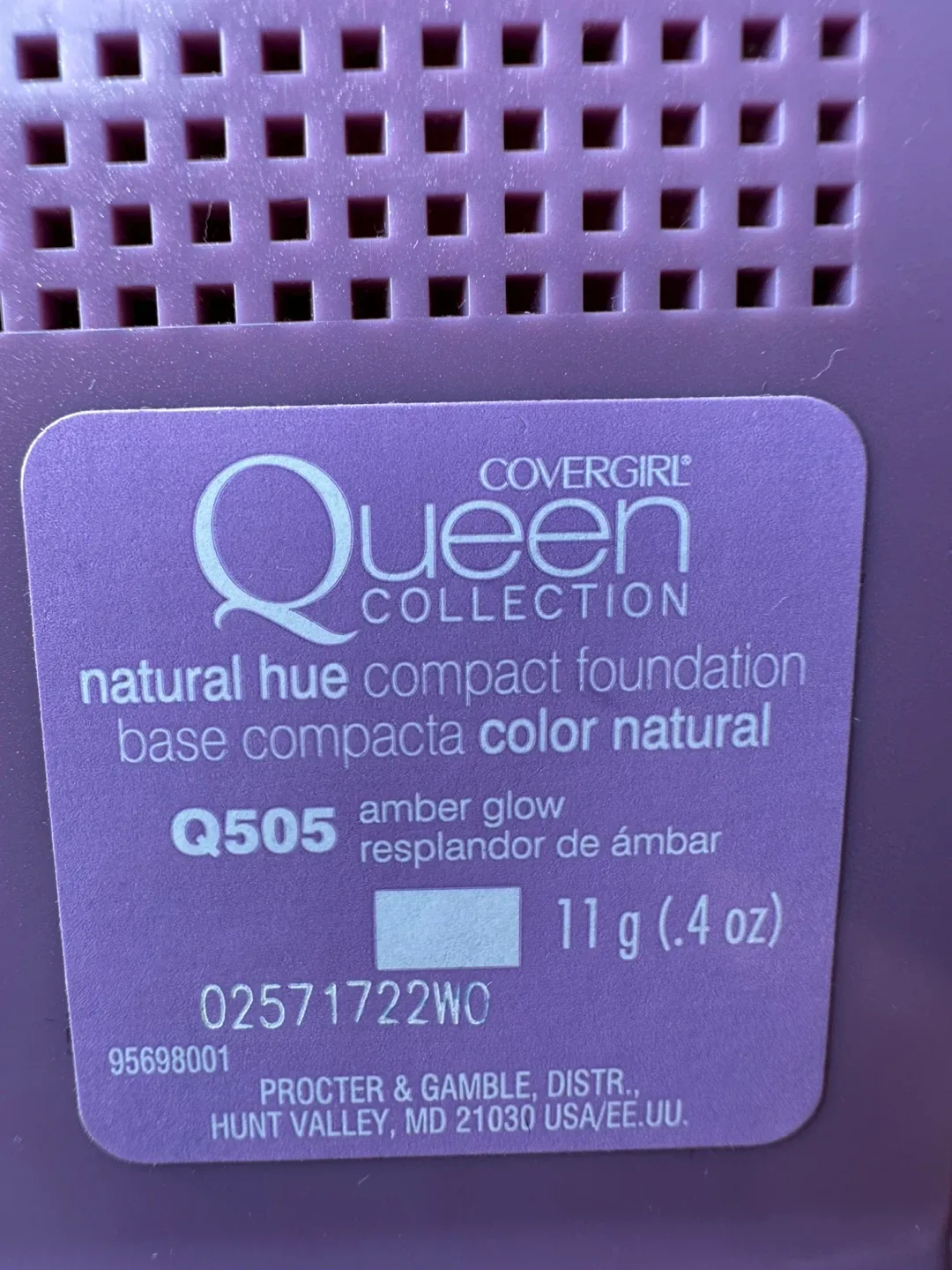 Covergirl Queen Collection Natural Hue Compact Foundation image indicator(2)